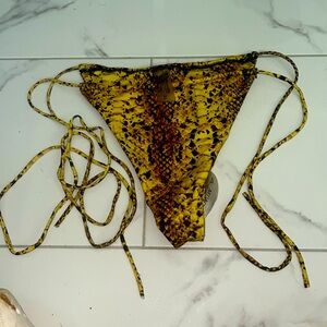 Women’s Snake Skin Swim Bottoms - Size XL